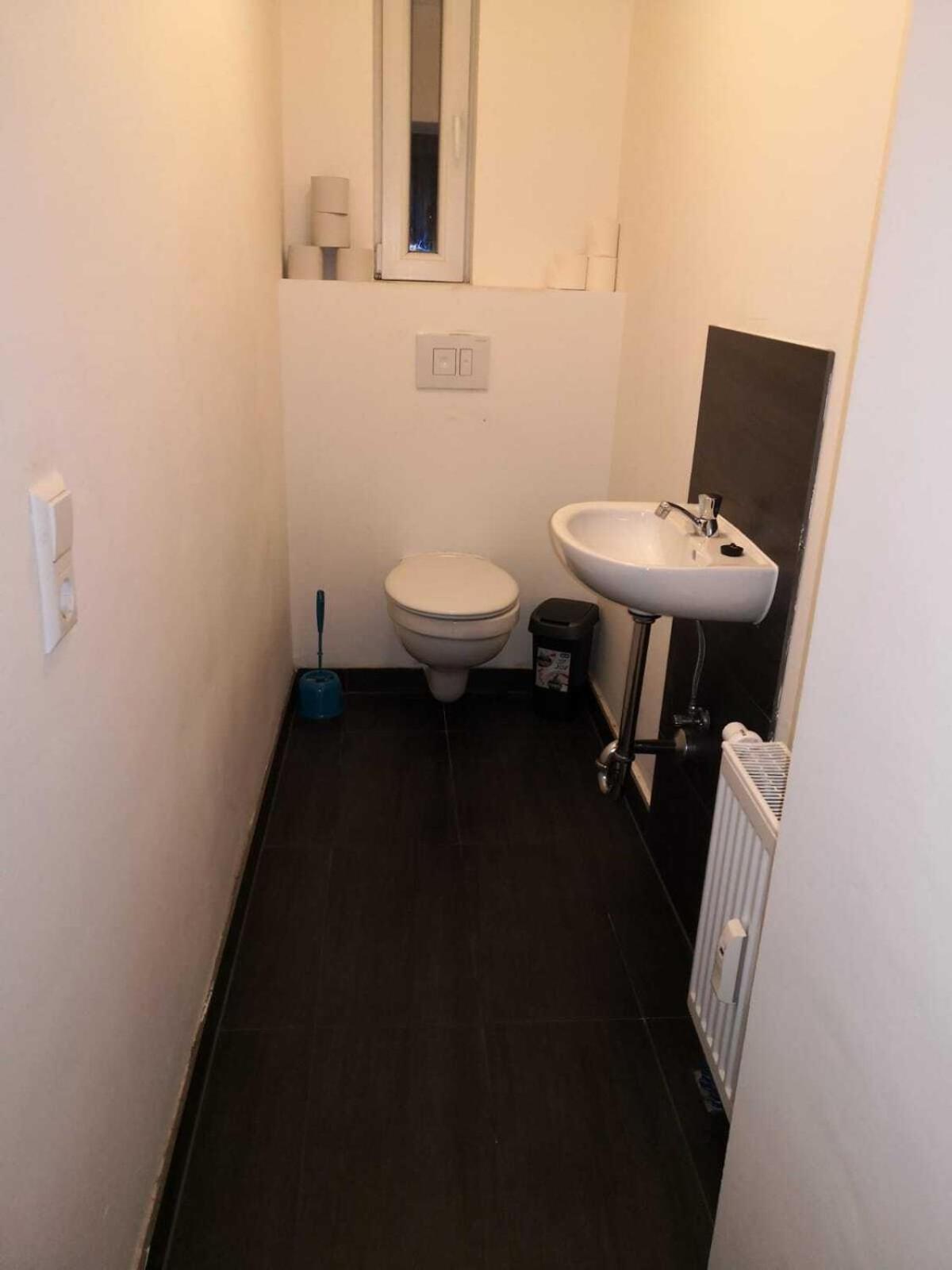 Hostel Im Medizinerviertel Хале Екстериор снимка