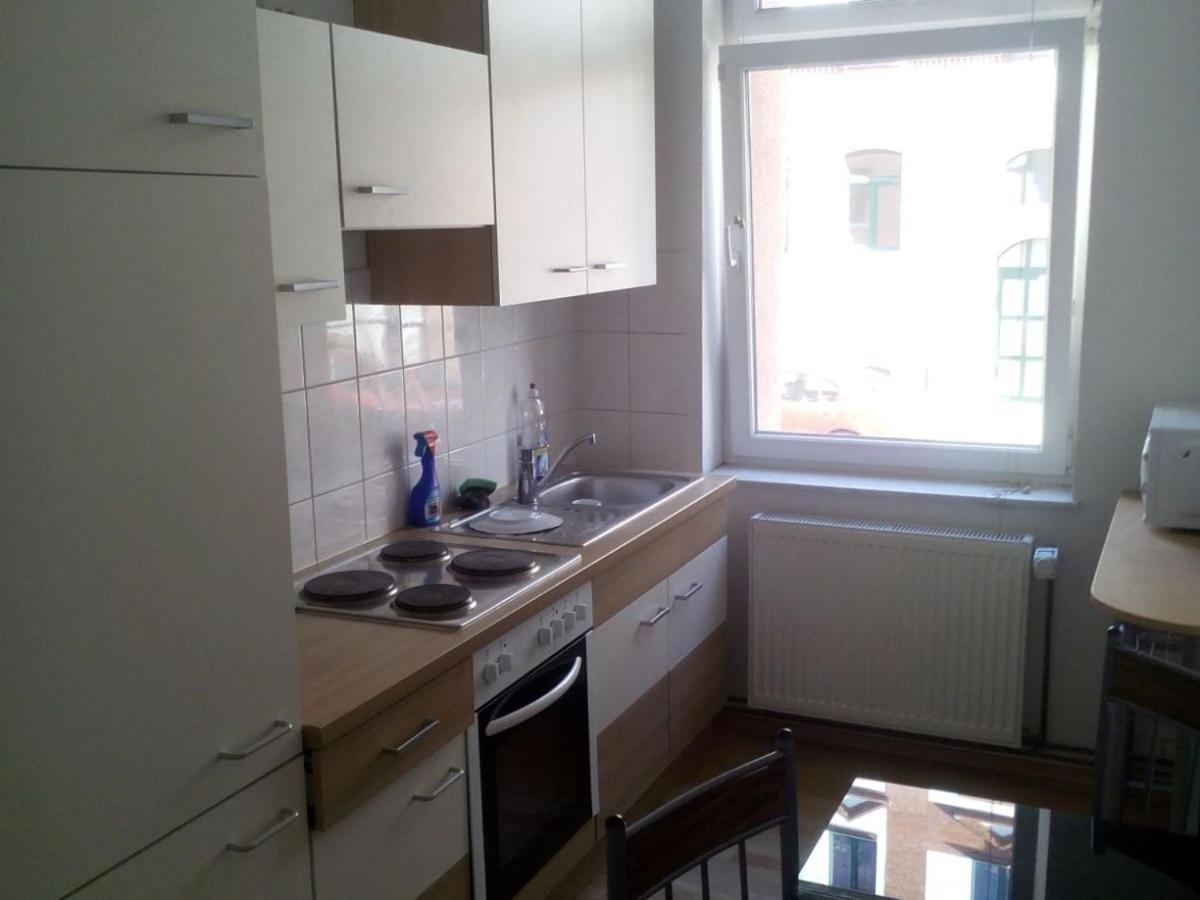 Hostel Im Medizinerviertel Хале Екстериор снимка
