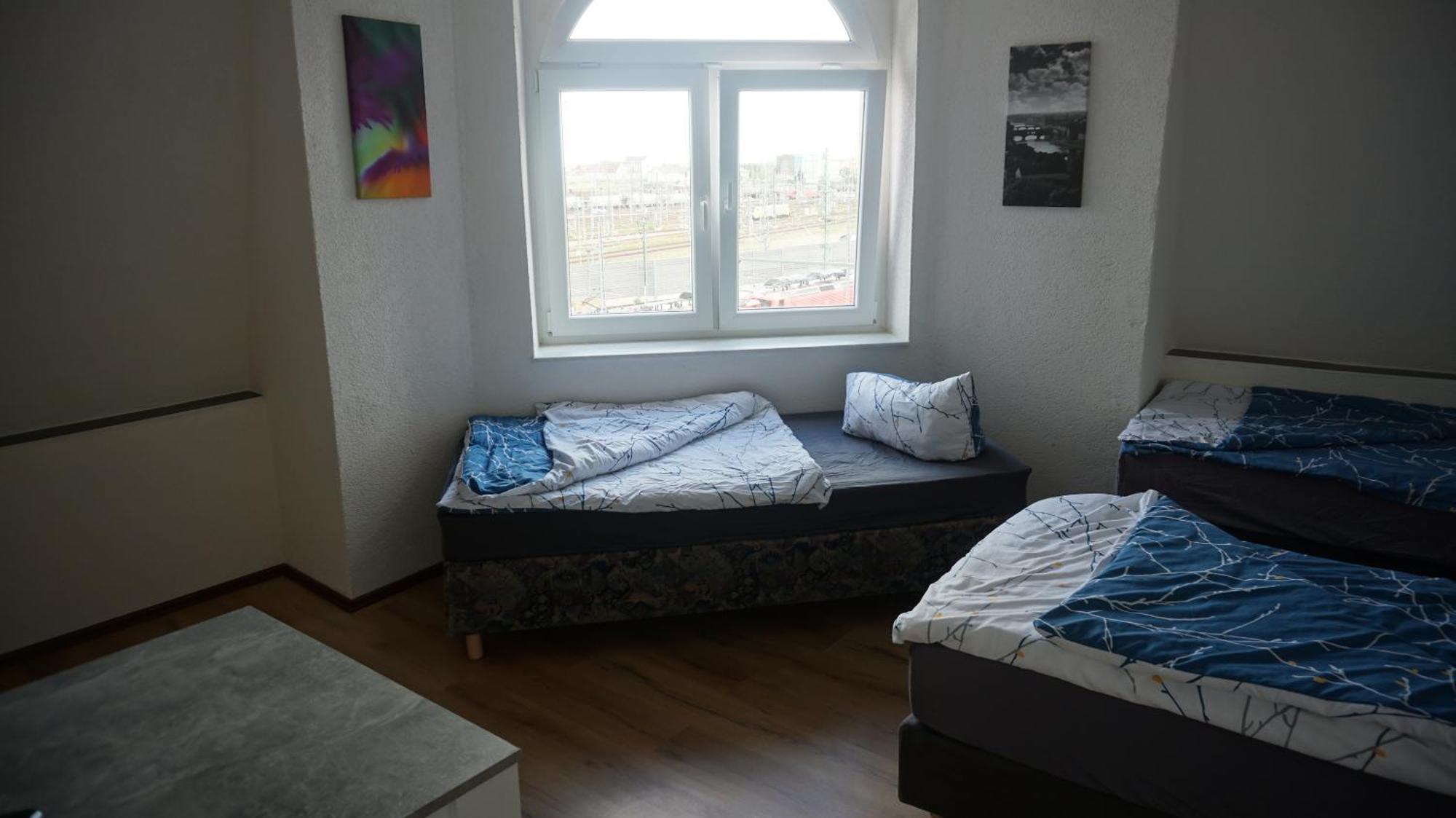 Hostel Im Medizinerviertel Хале Екстериор снимка