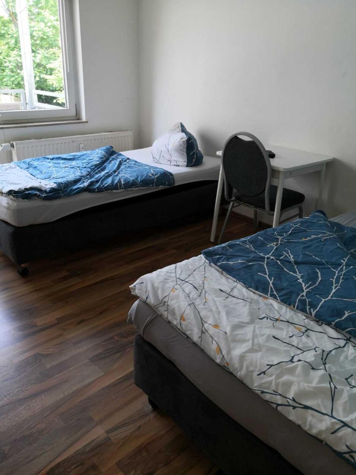 Hostel Im Medizinerviertel Хале Екстериор снимка